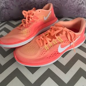 Nike Flex Run 2017 Women’s